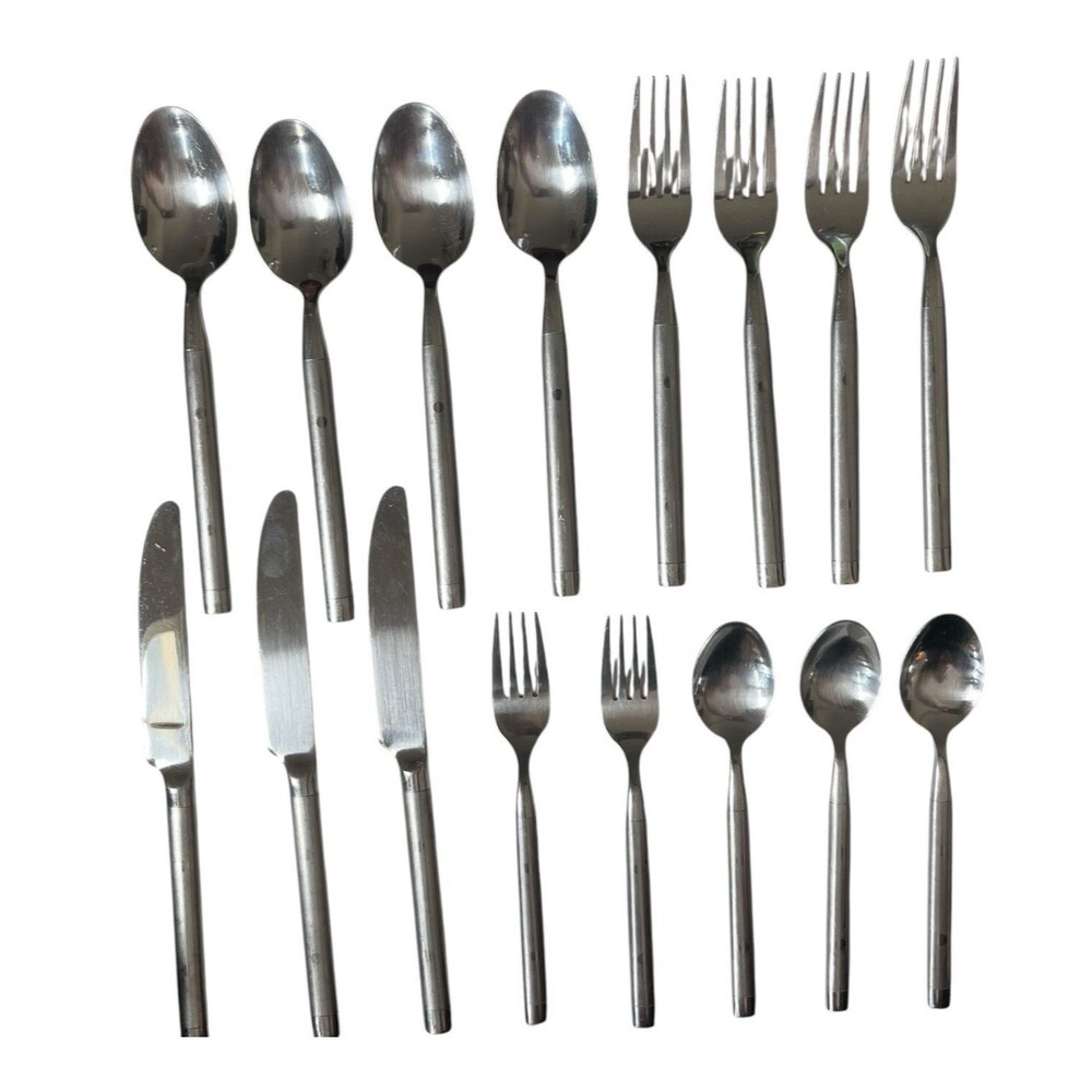 Lot Of 17 Hampton Silversmiths Shangrila Dot Stainless Flatware Frosted READ